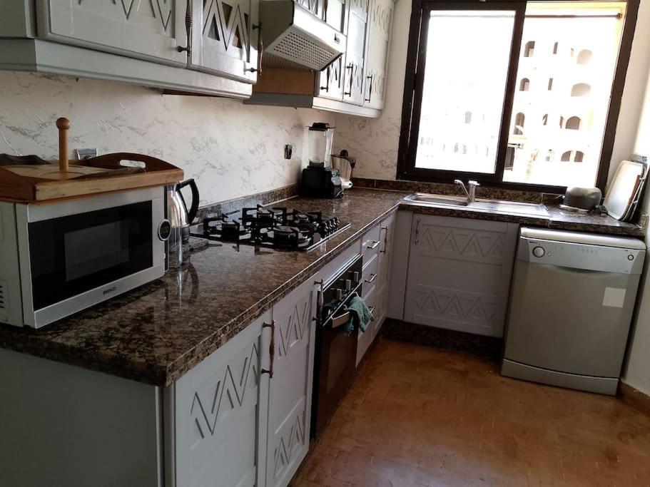 Appartement Confortable Avec 5 Piscines Marrakesh Luaran gambar