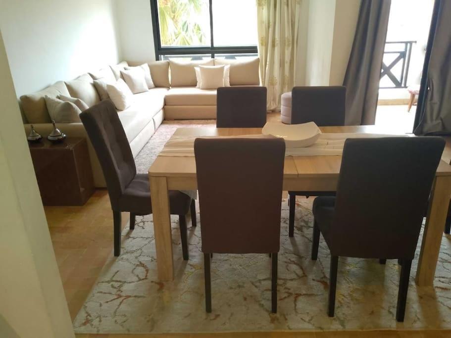 Appartement Confortable Avec 5 Piscines Marrakesh Luaran gambar
